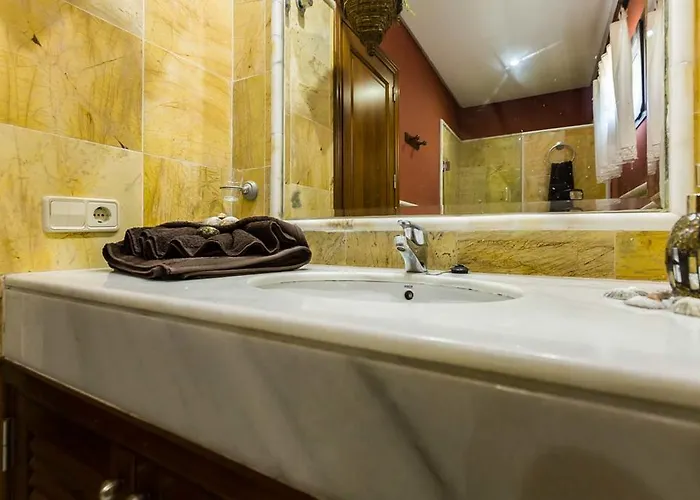 El Faro Playa Blanca (Lanzarote)